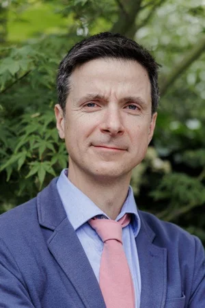 Dr. Anton Harder
