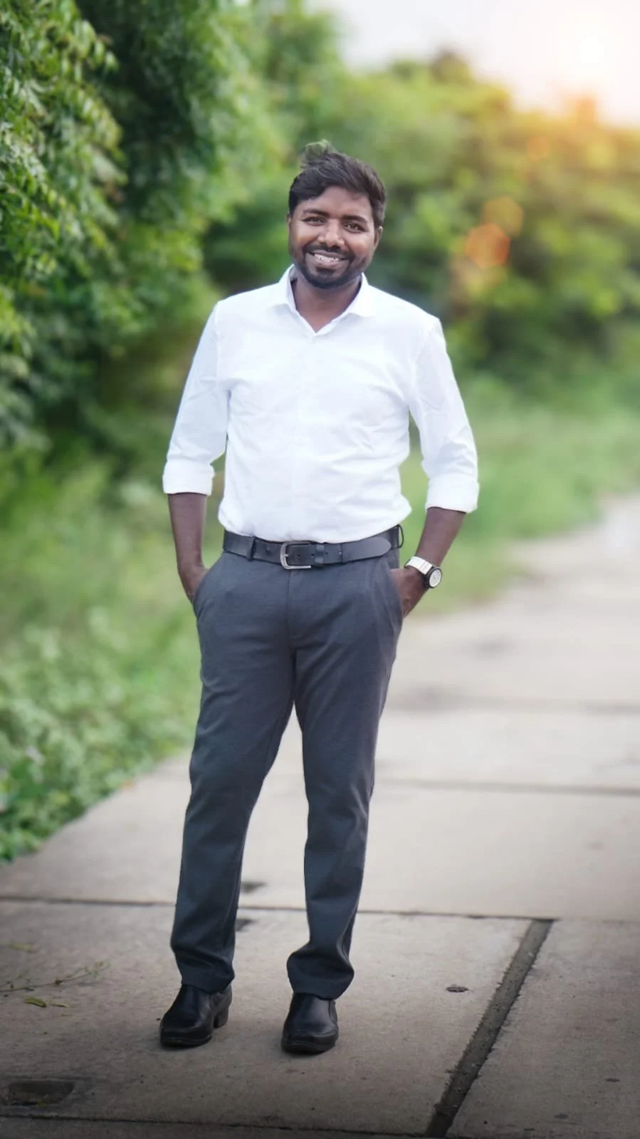 Anbunithi K